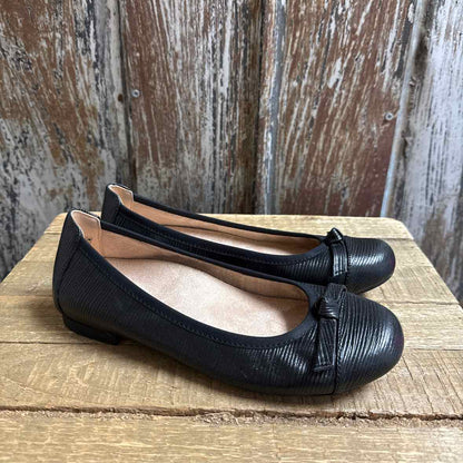 Vionic 5 Black Shoes