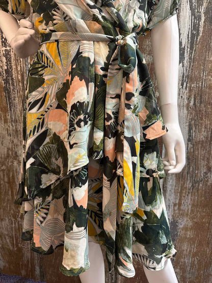 Tahari Size 12 (Large) Green Print Dress