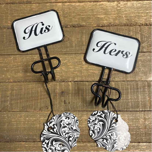 Bella Vita Pair of Wall Hooks