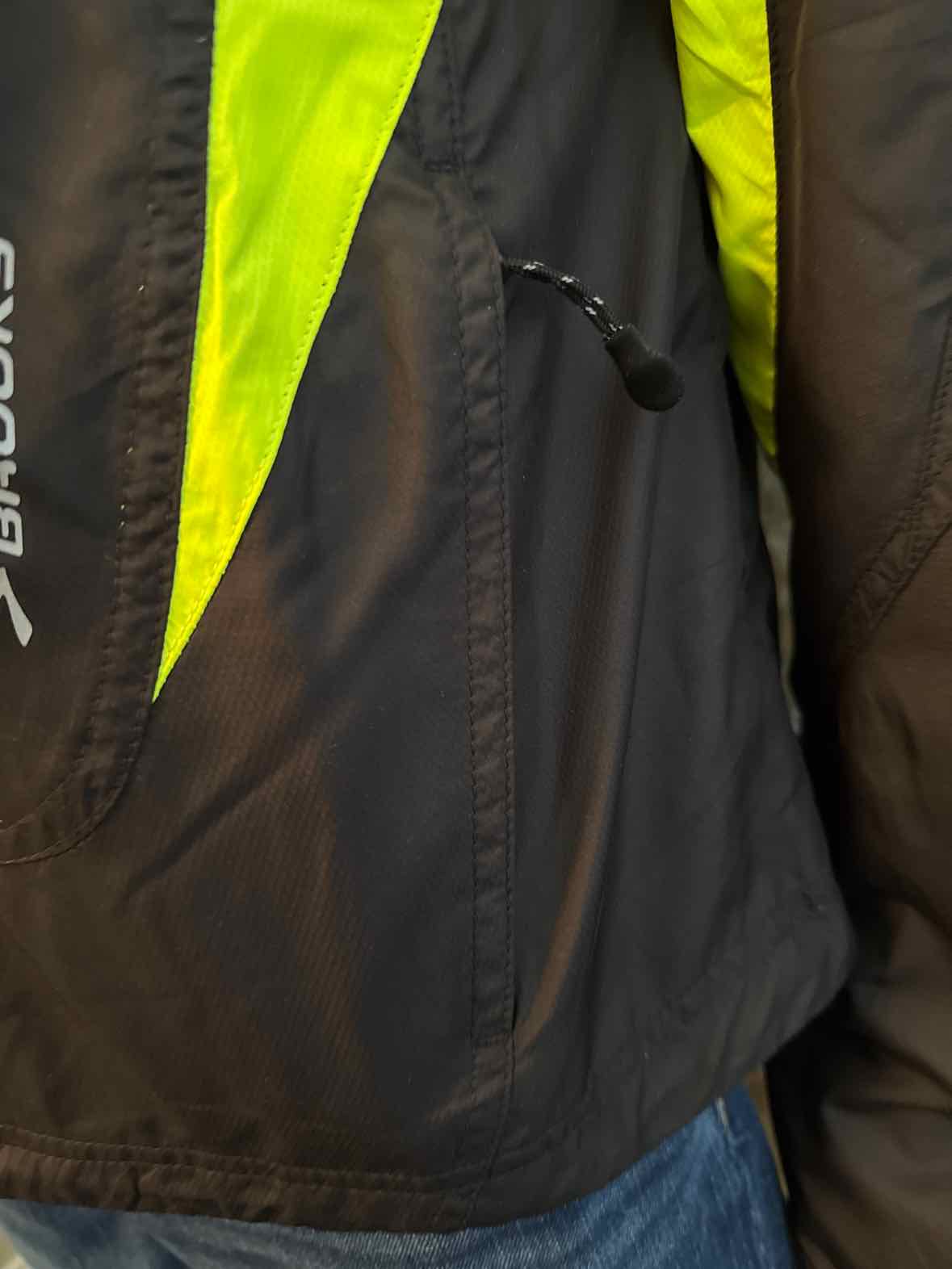 Brooks Size small Black Windbreaker Jacket