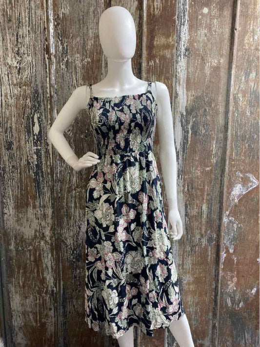 Old Navy Size Medium Black Print Dress