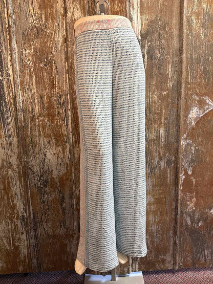 BCBG Maxazria Size Small (4/6) Blue Print Pants