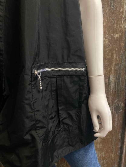 Sun Kim Size Medium Black Vest