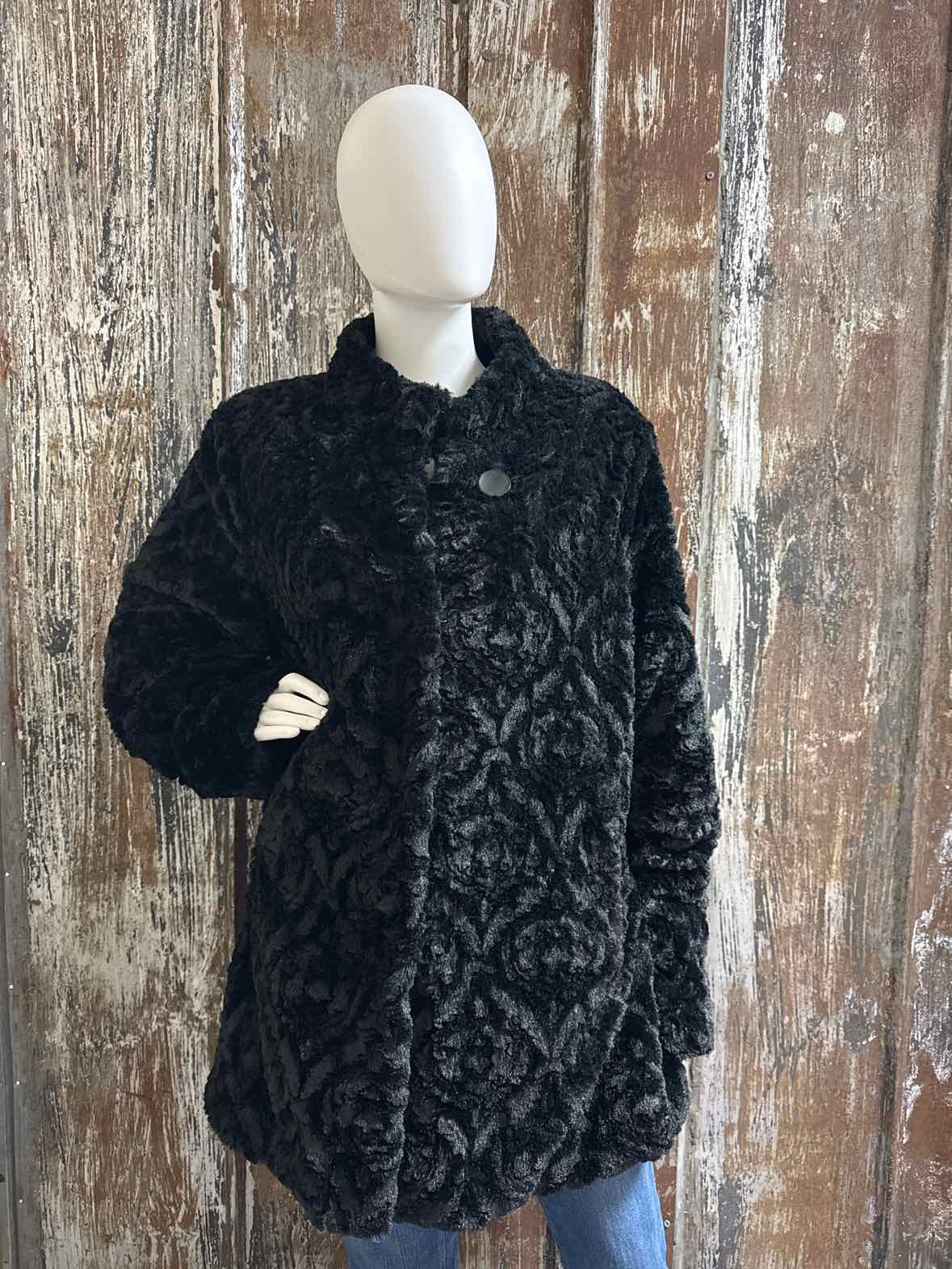 Dennis Basso Size Extra Large Black Coat