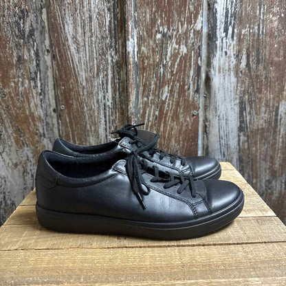 Ecco 9/9.5 Black Sneakers