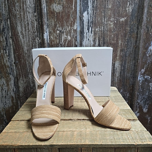 Manolo Blahnik 38.5 Beige Shoes
