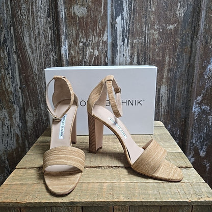 Manolo Blahnik 38.5 Beige Shoes
