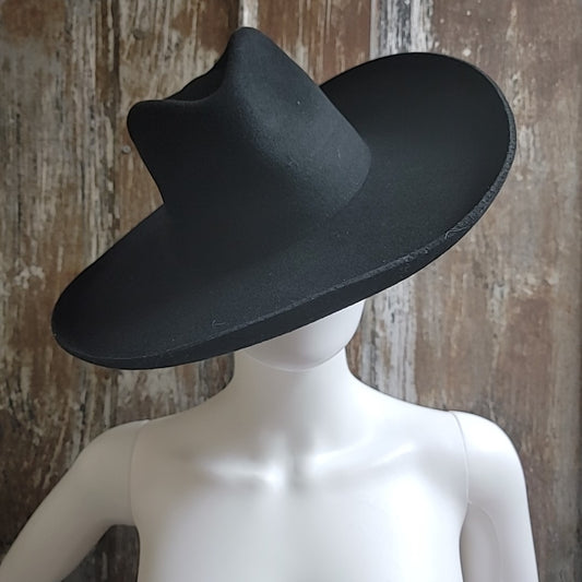 Lack of Color Size Large Black Hat