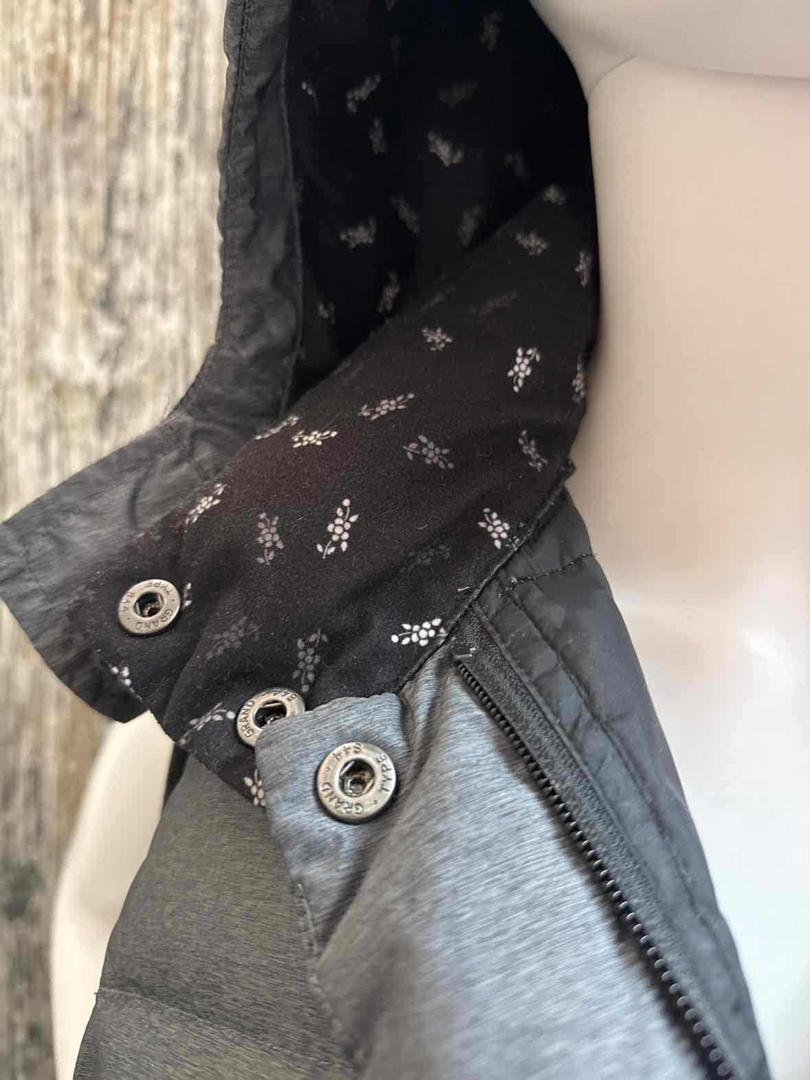 Woolrich Size small Gray Vest