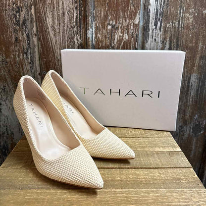 Tahari 7.5 Tan Shoes
