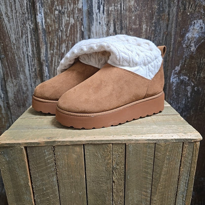 6 Brown & Cream Boots