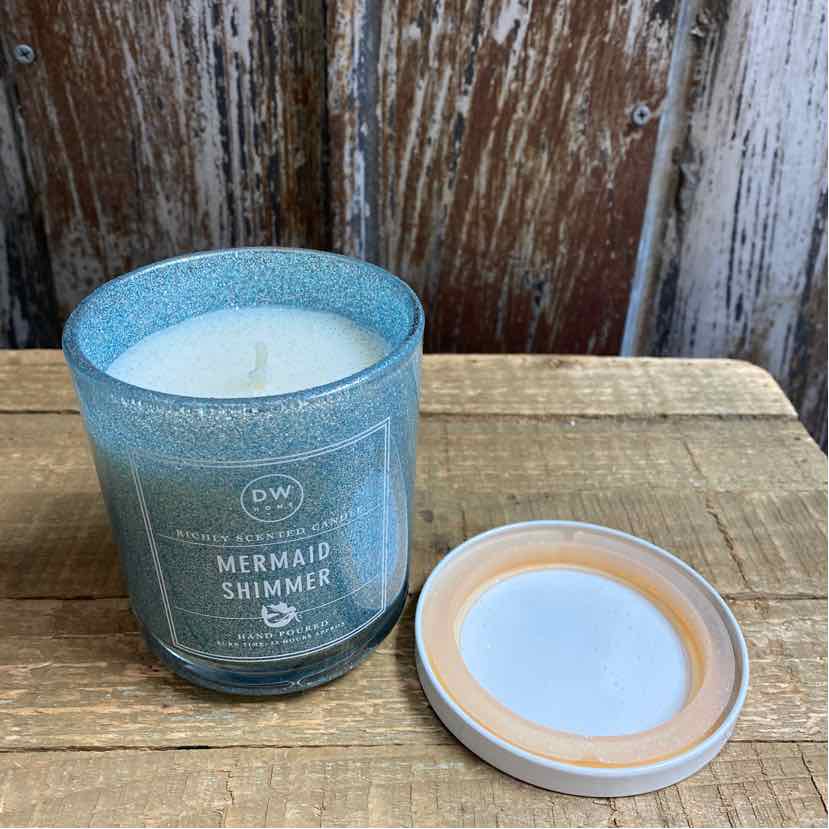 DW Home Candle