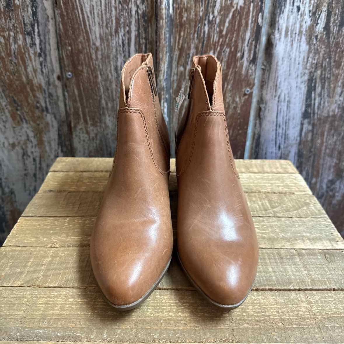 Frye 7 Brown Shoe Booties