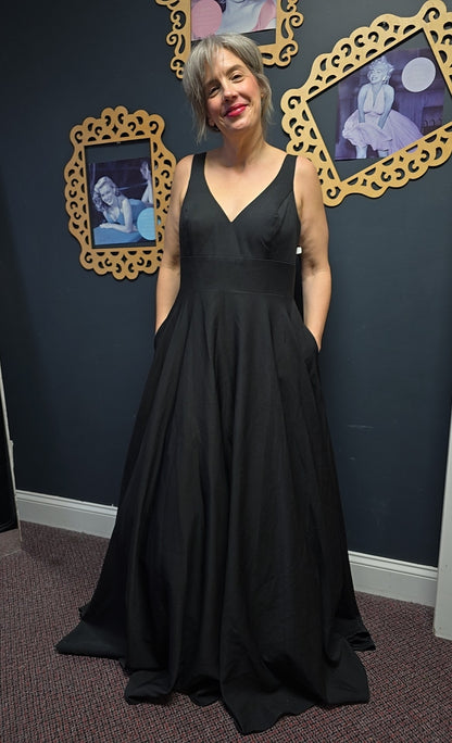 Mac Duggal Size 12 (Large) Black Evening Dress