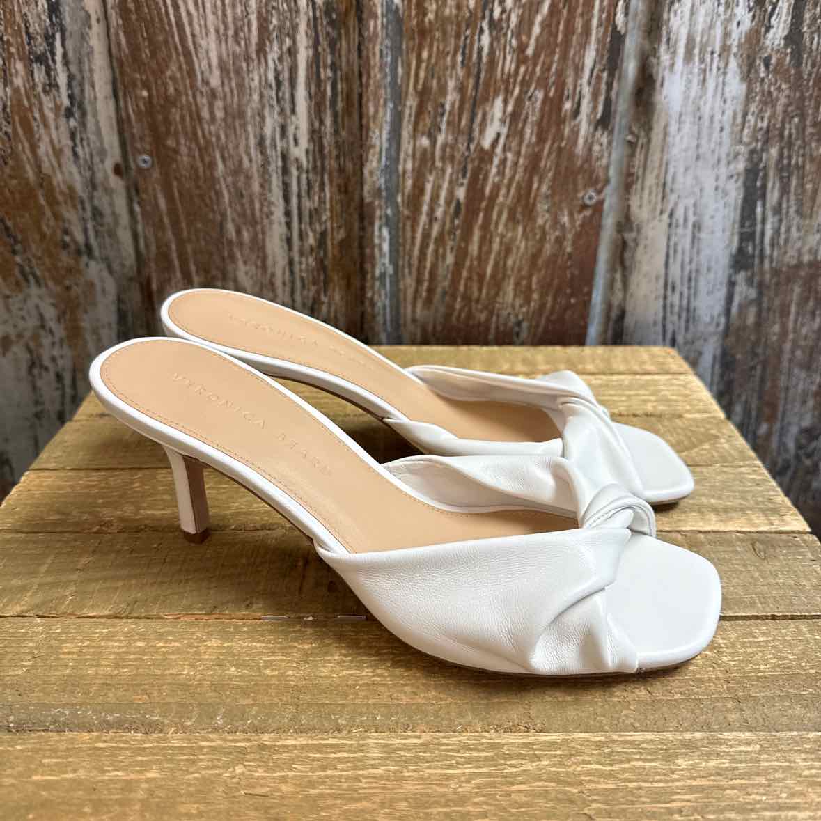 Veronica Beard 8.5 White Sandals
