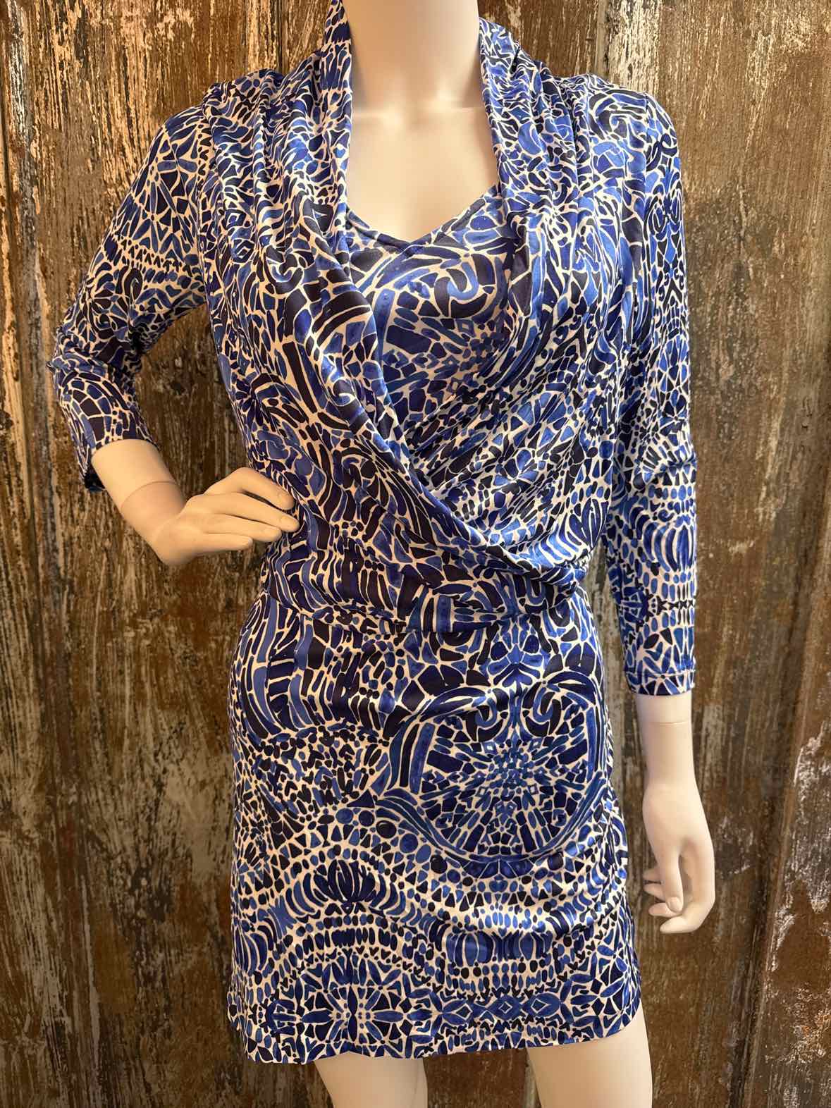 Lilly Pulitzer Size small Blue Print Dress