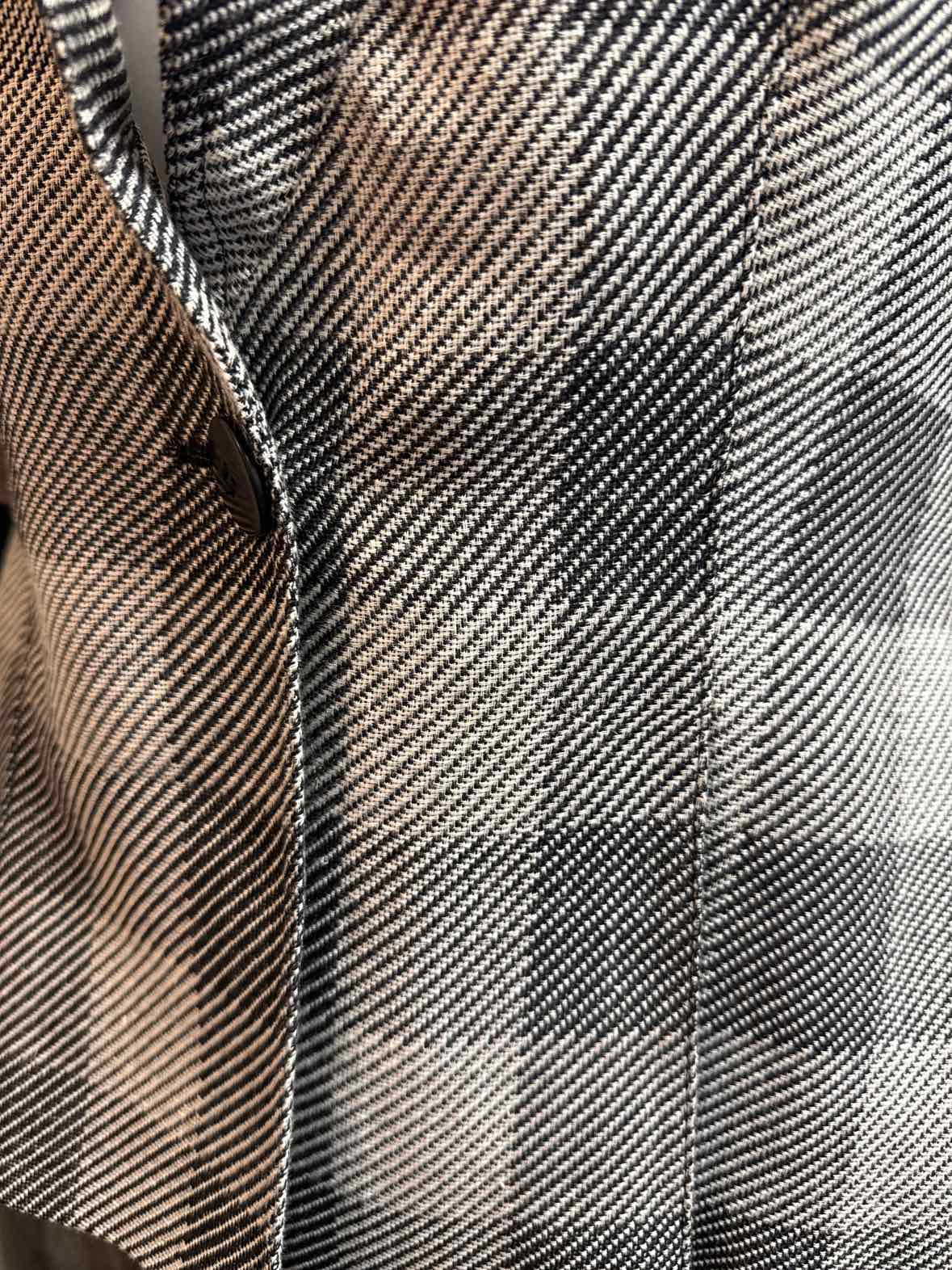 Armani Collezioni Size 12 (Large) Black plaid Blazer