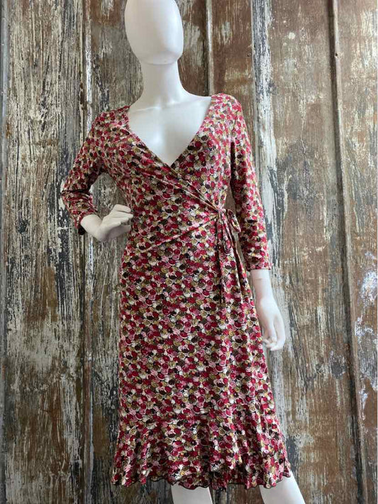 BCBG Maxazria Size Medium Red Print Dress
