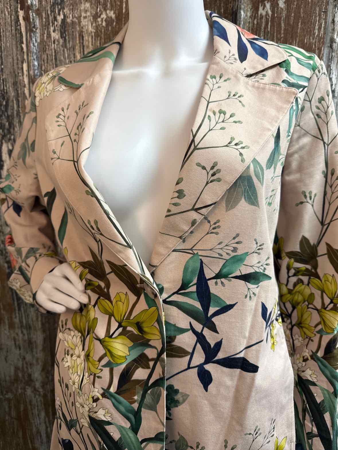 Chico's Size Large Tan/Green Floral Spring Jacket