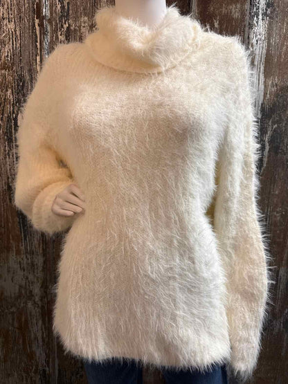 Express Size Medium Cream Sweater