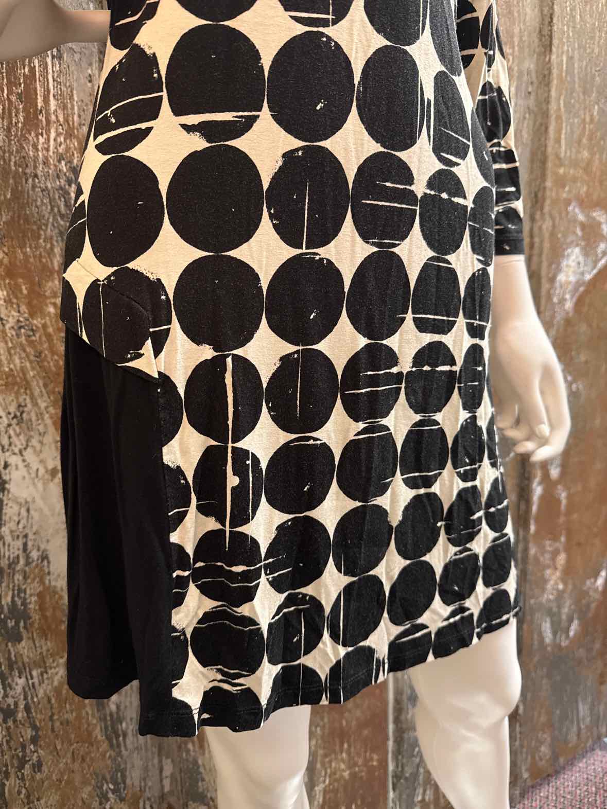 alembika Size 8/10 (Medium) Black Print Dress