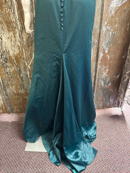 Galina Signature Size 8 Green Evening Dress