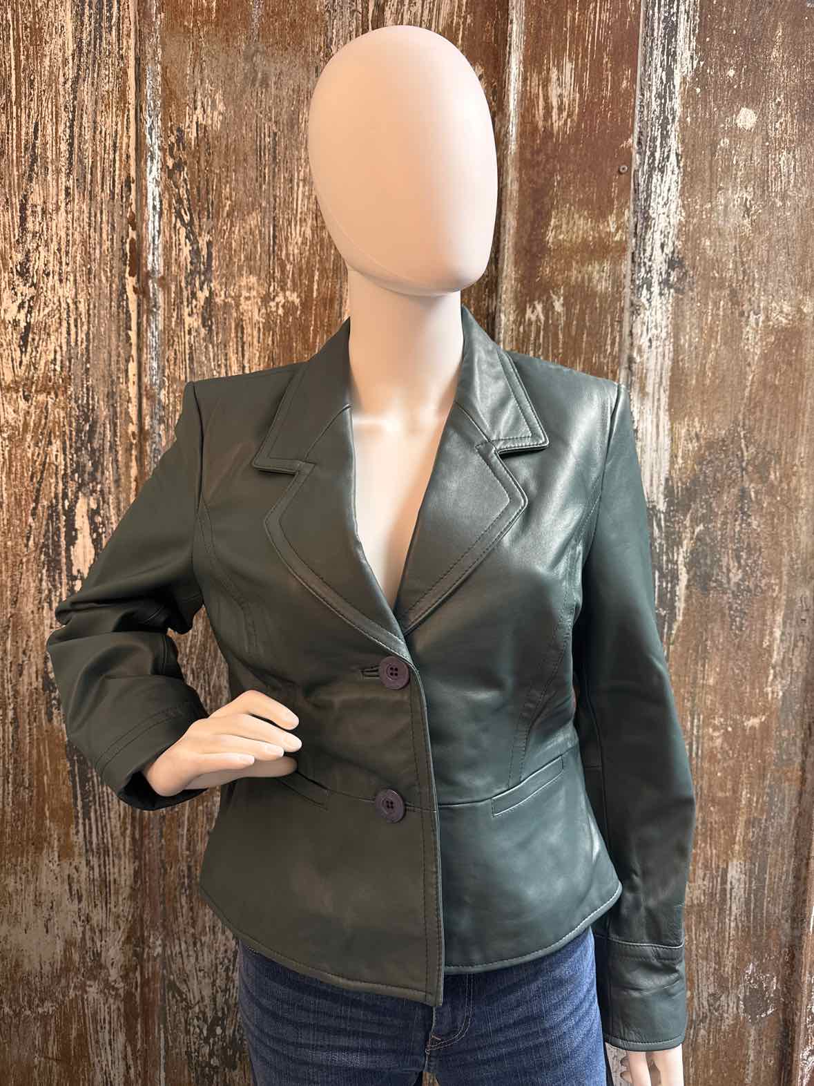 i.e. Size Large Petite Blue/Green Vintage Jacket