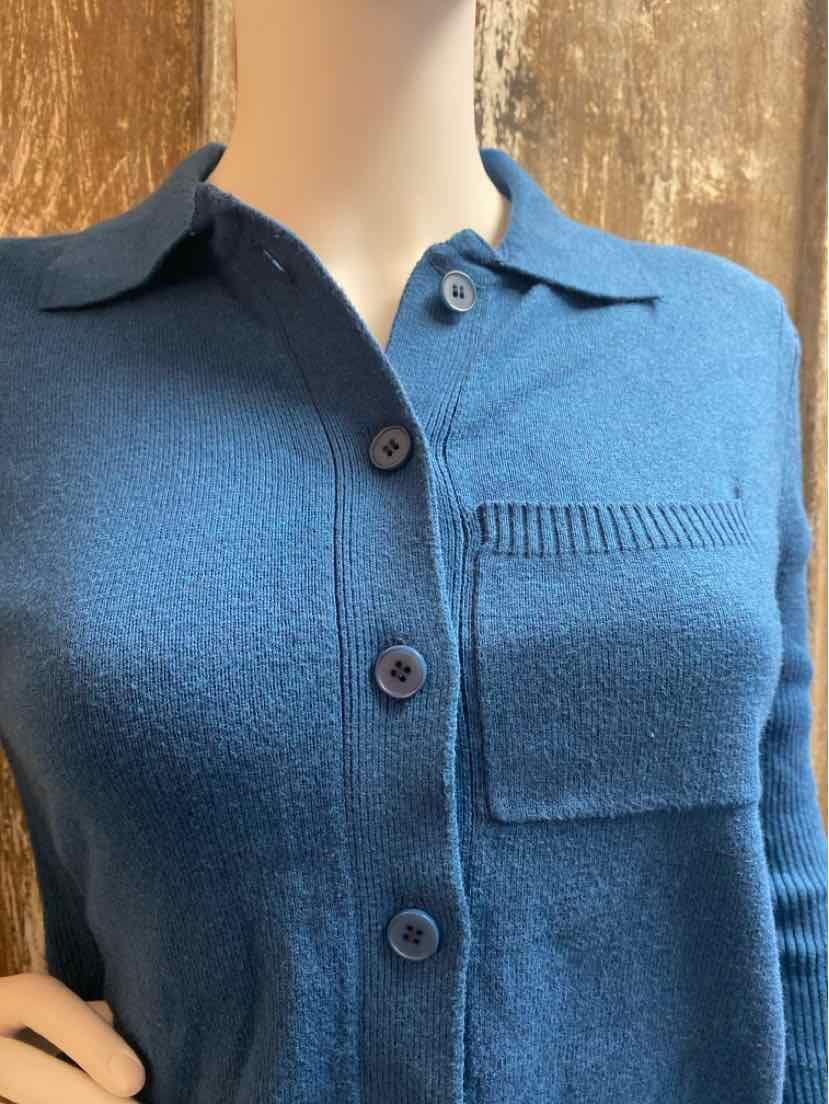 LEYA Size small Blue Sweater