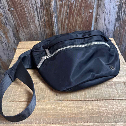 lululemon Belt Bag