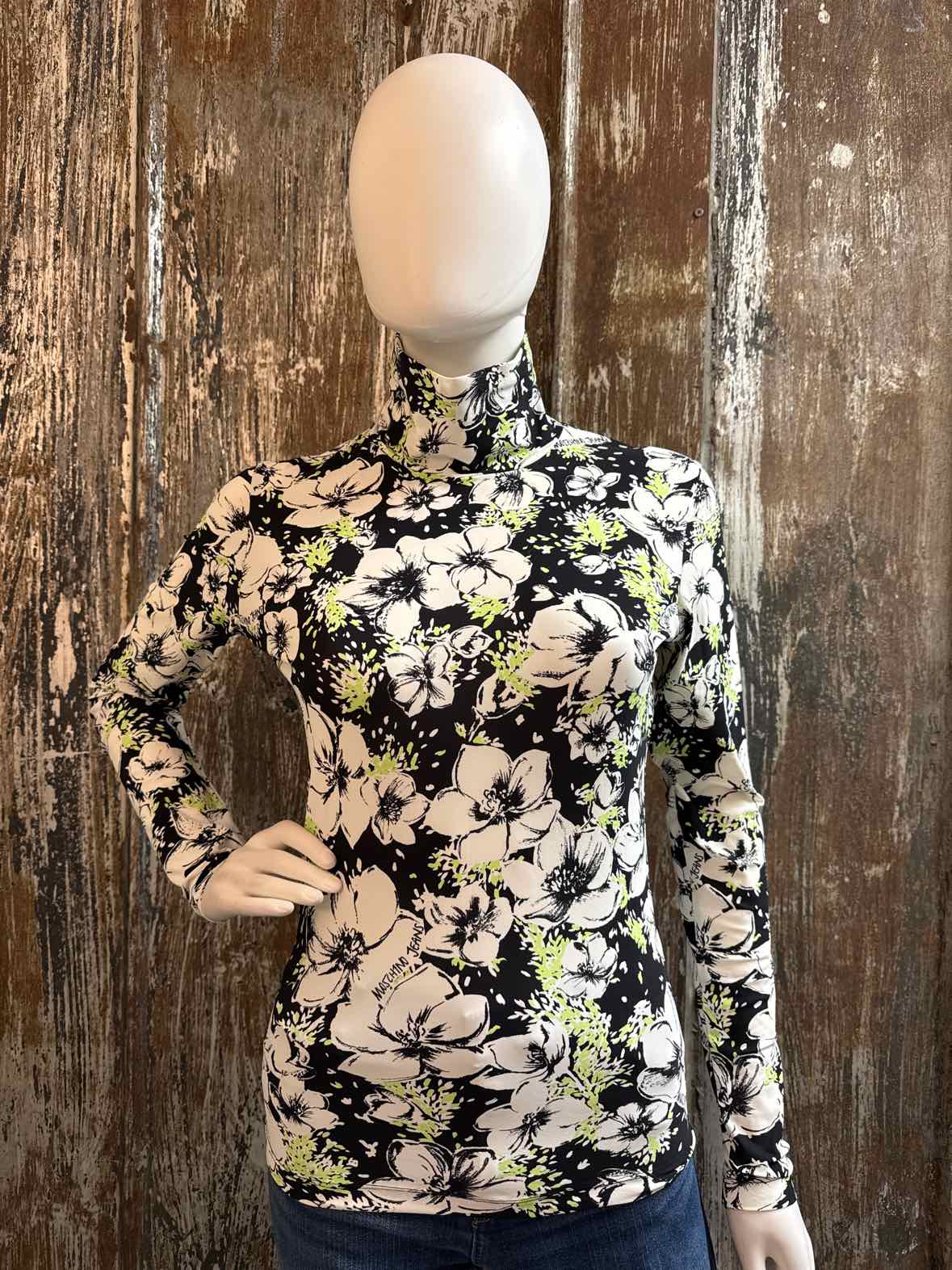 MO5CH1NO Jeans Size Medium Black/Green Floral tops