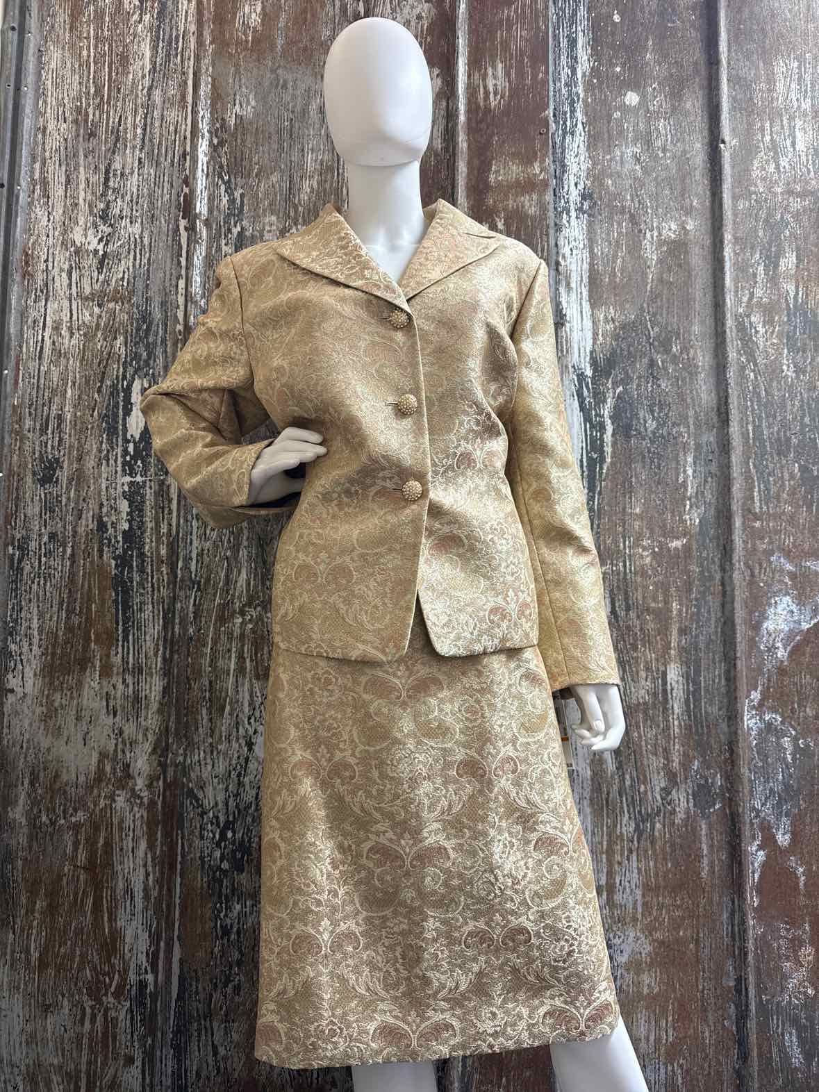 Kasper Size 16 (Extra Large) Gold 2 Piece Suit