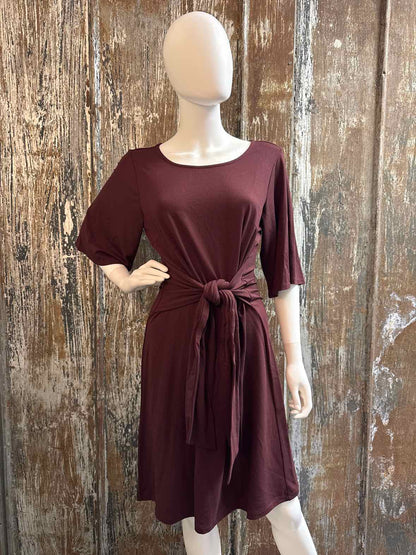 Ann Taylor (Factory) Size 10 Petite (Medium) Burgundy Dress