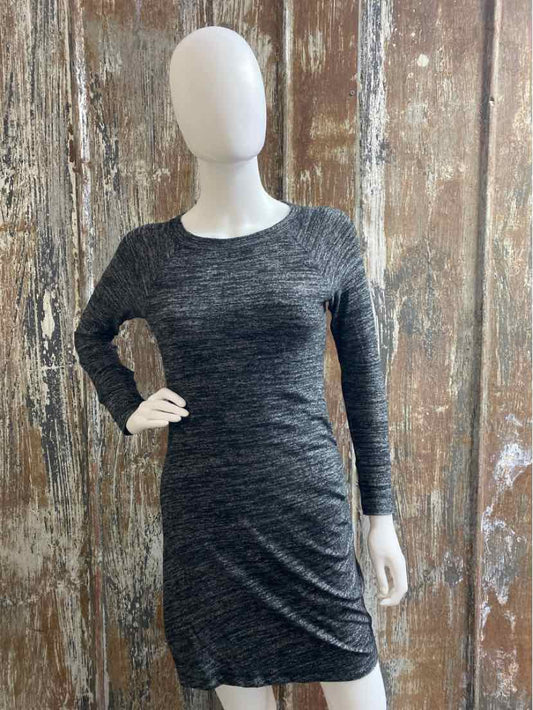 Banana Republic Size Extra Small Petite Gray Dress