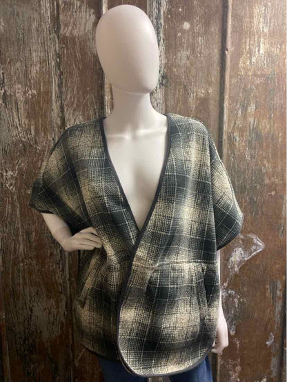 The North Face Size Medium Gray Plaid Poncho