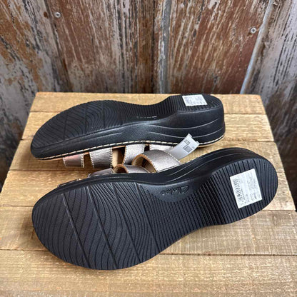 Clark's 8 Silver Sandals