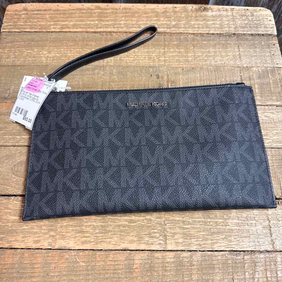 Michael Kors Clutch