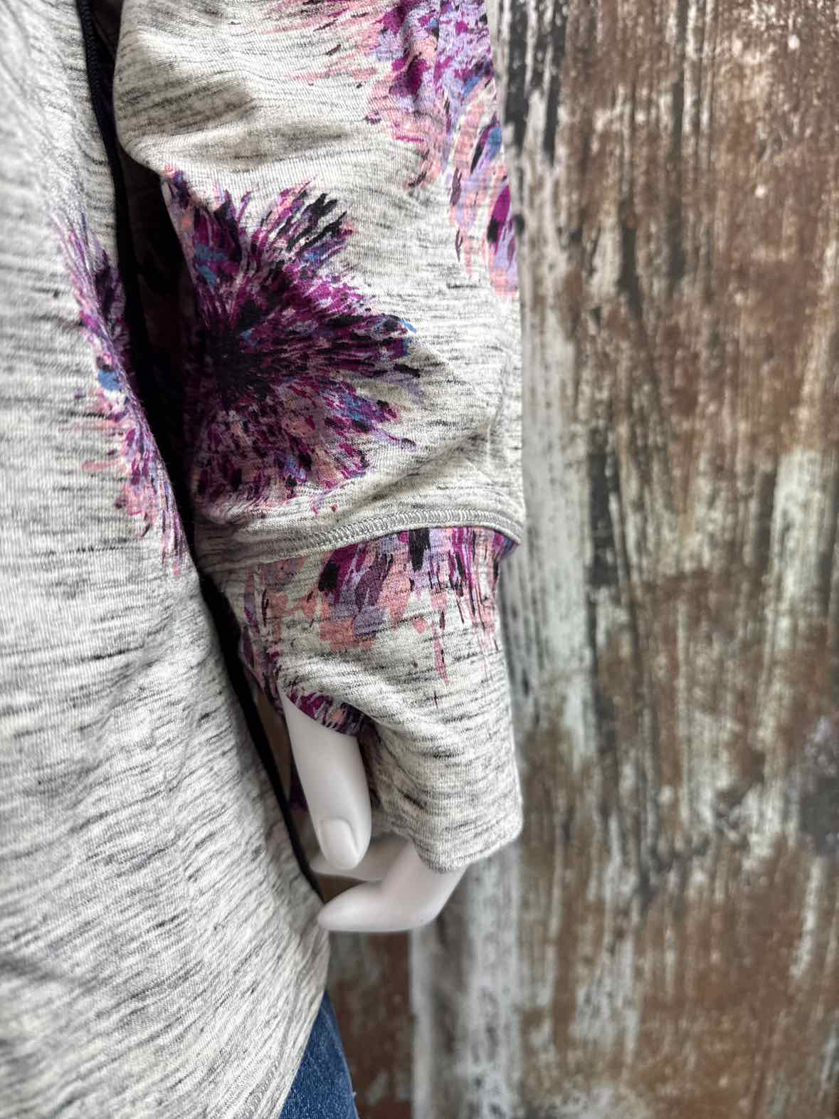 CJ Banks Size 1X Purple/Gray Floral tops