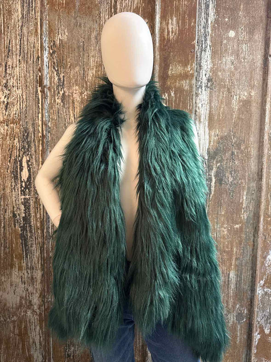 Romeo & Juliet Size Medium Green Vest
