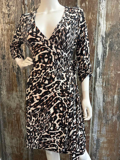 Calvin Klein Size 10 (Medium) Brown Print Dress