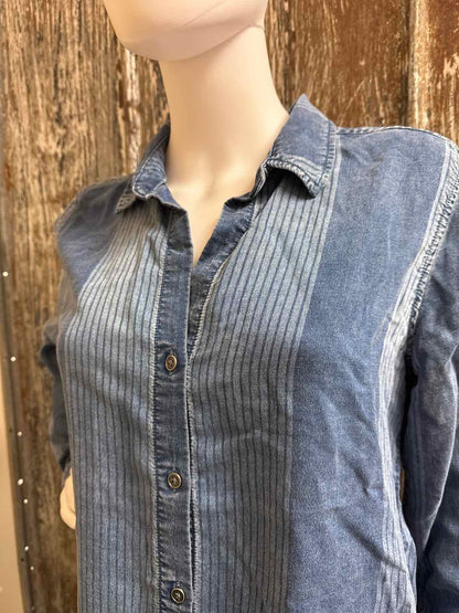 cloth & stone Size Medium Blue tops