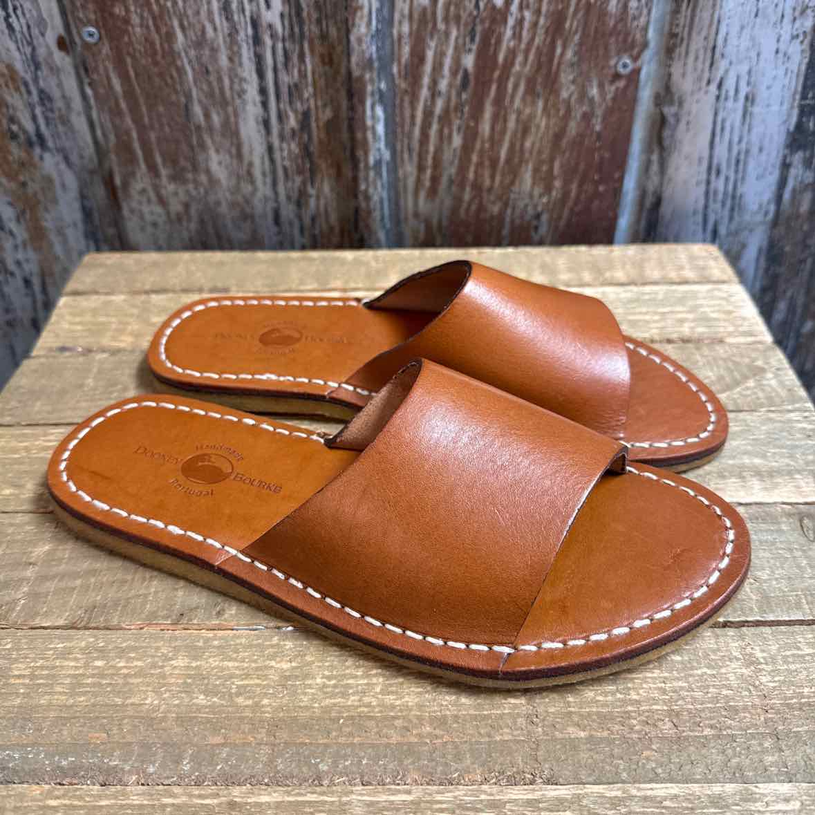 Dooney and Bourke 7.5 Brown Sandals