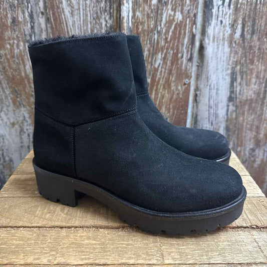 Aquatalia 9 Black Shoe Booties