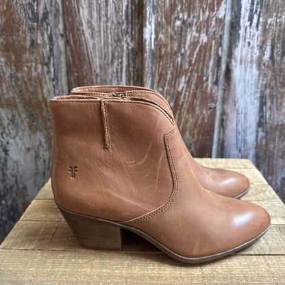 Frye 7 Brown Shoe Booties