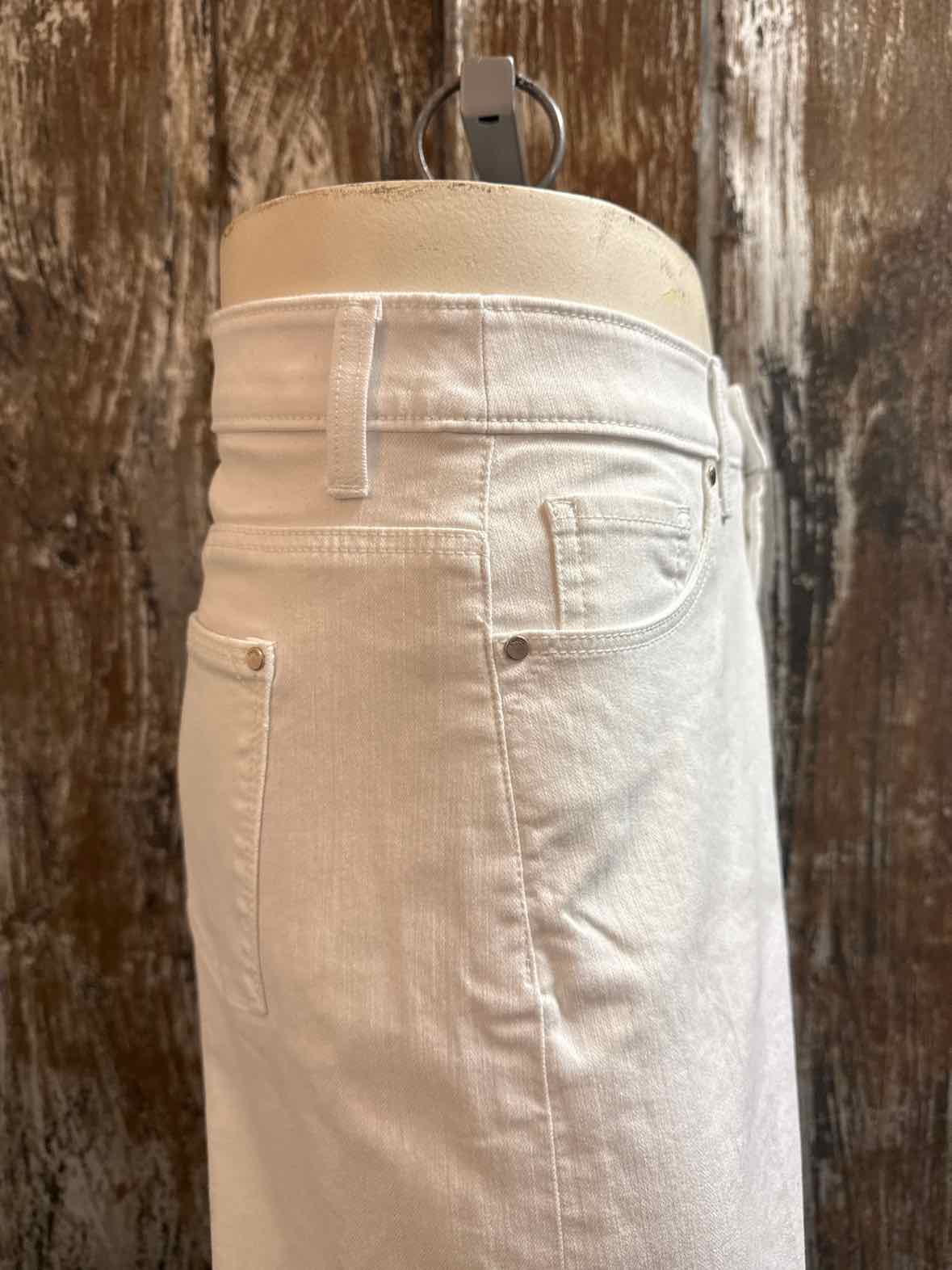 Chico's Size 4 White Jeans