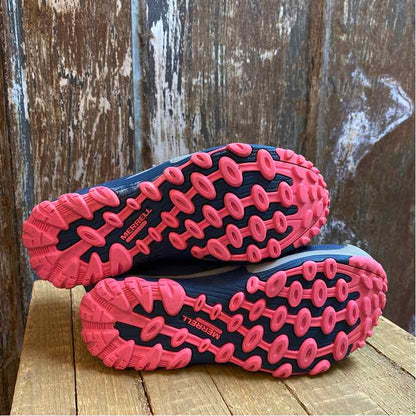 Merrell 6 Navy/Purple/Pink Boots