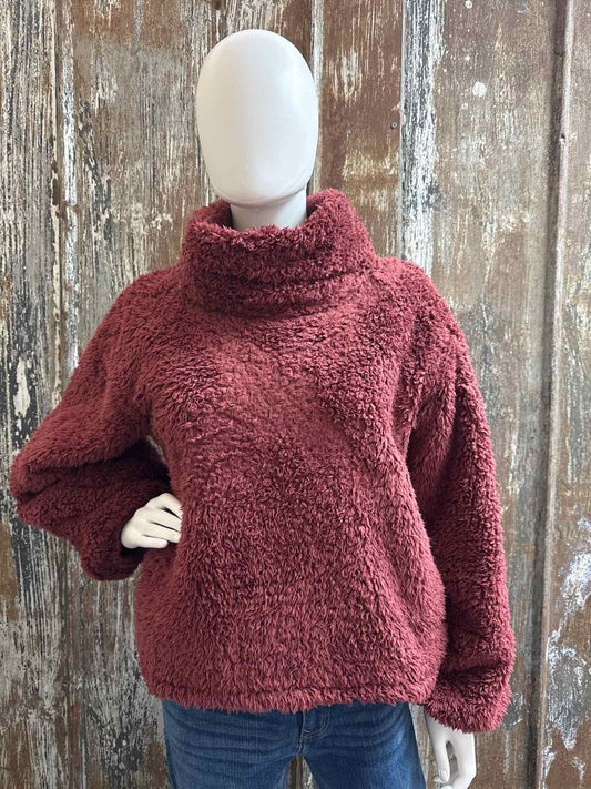 lululemon Size Medium Maroon Fleece Top