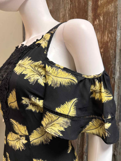 Disney Size small black/yellow print Dress