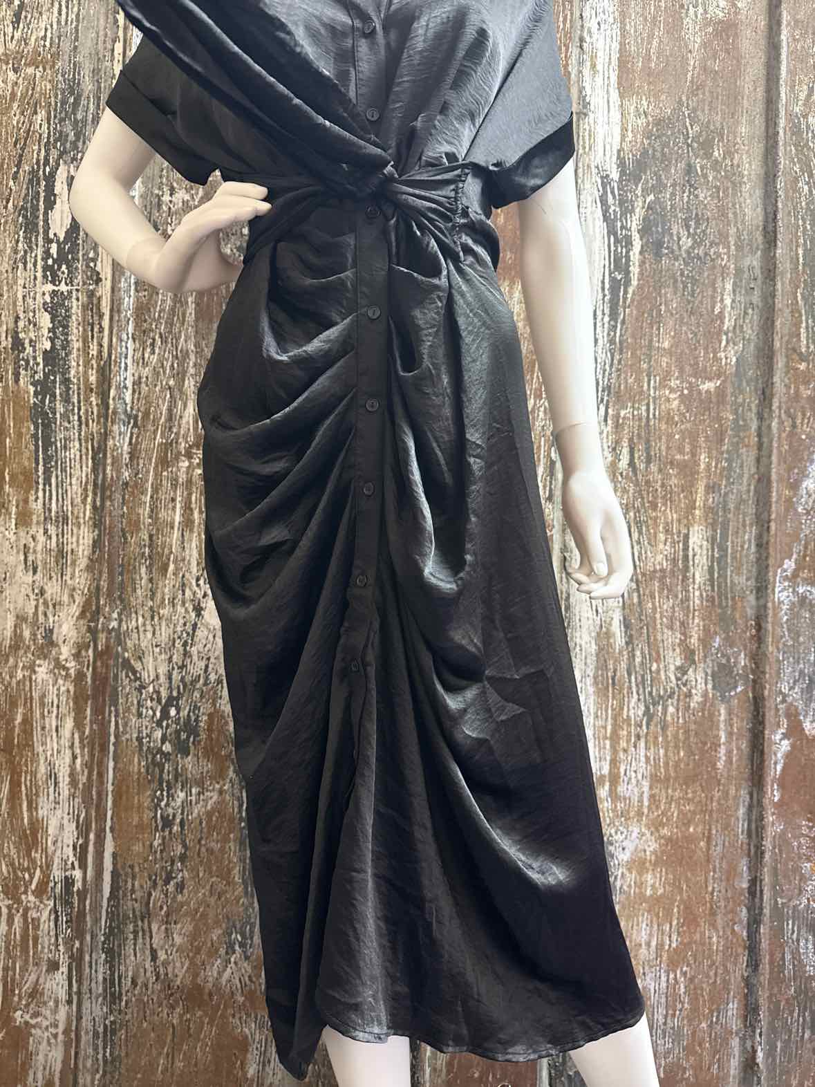 Steve Madden Size 8 (Medium) Black Dress