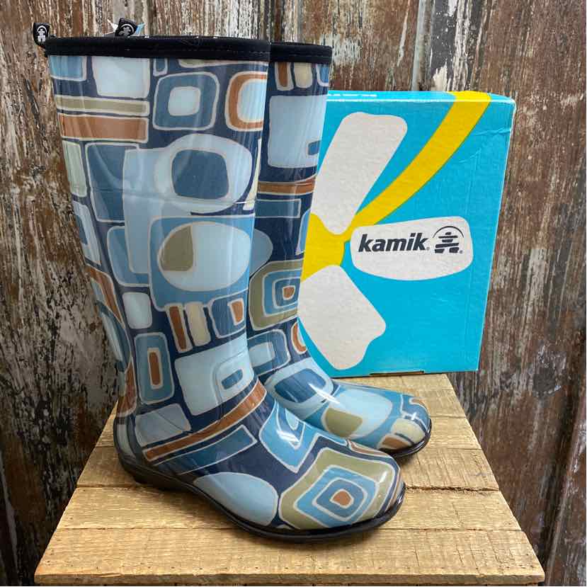 kamik 8 Blue Print Rain Boots