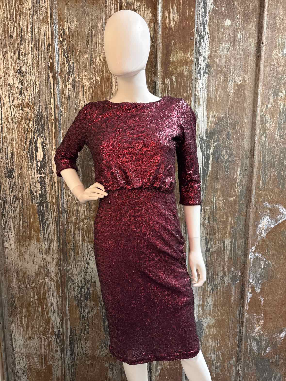 Badgley Mischka Size 6 (Small) Burgundy Dress